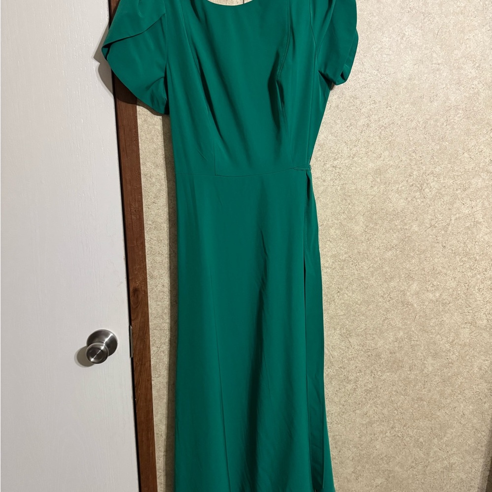 Elegant Green Women's Dress